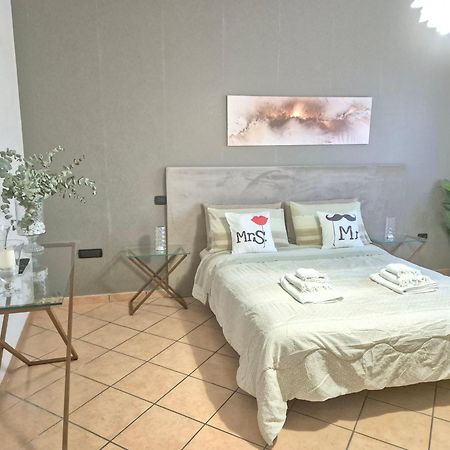 Tommy'S Apartment Pompei Luaran gambar