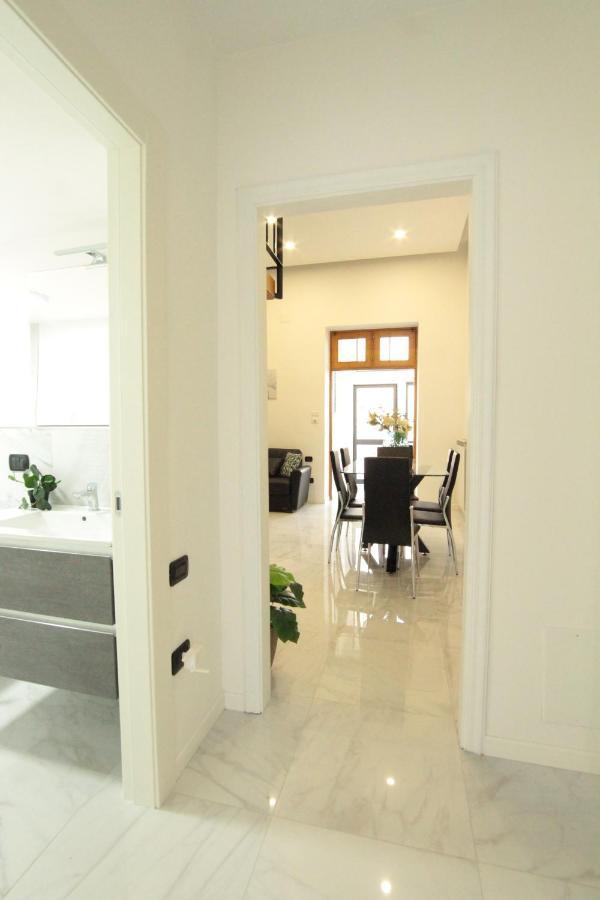 Tommy'S Apartment Pompei Luaran gambar