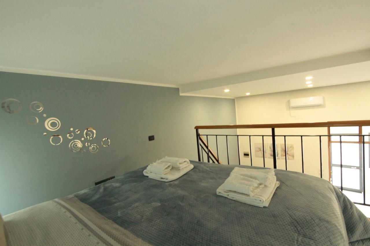 Tommy'S Apartment Pompei Luaran gambar