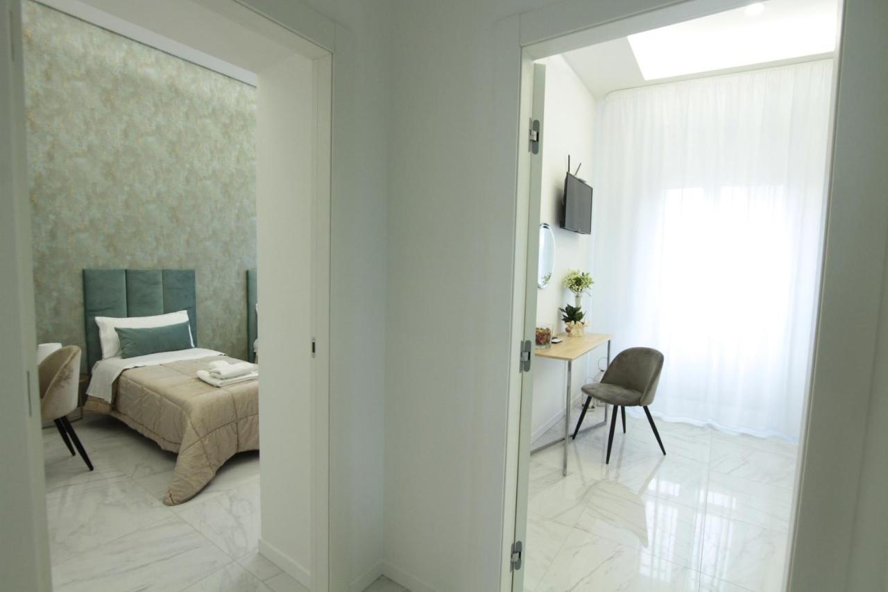 Tommy'S Apartment Pompei Luaran gambar