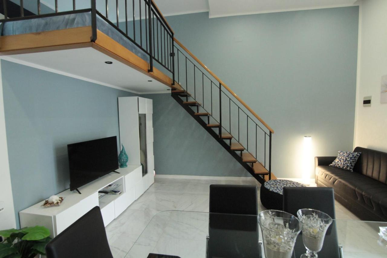 Tommy'S Apartment Pompei Luaran gambar