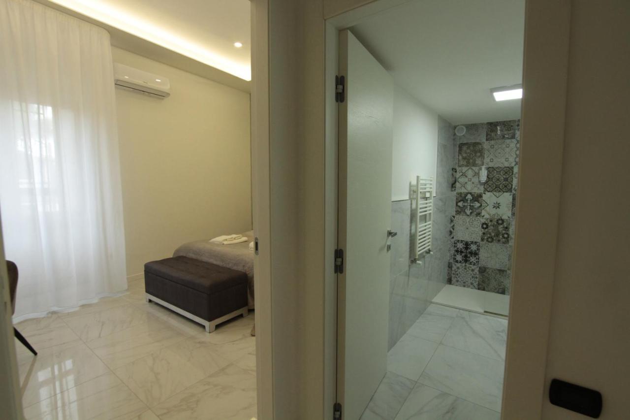 Tommy'S Apartment Pompei Luaran gambar