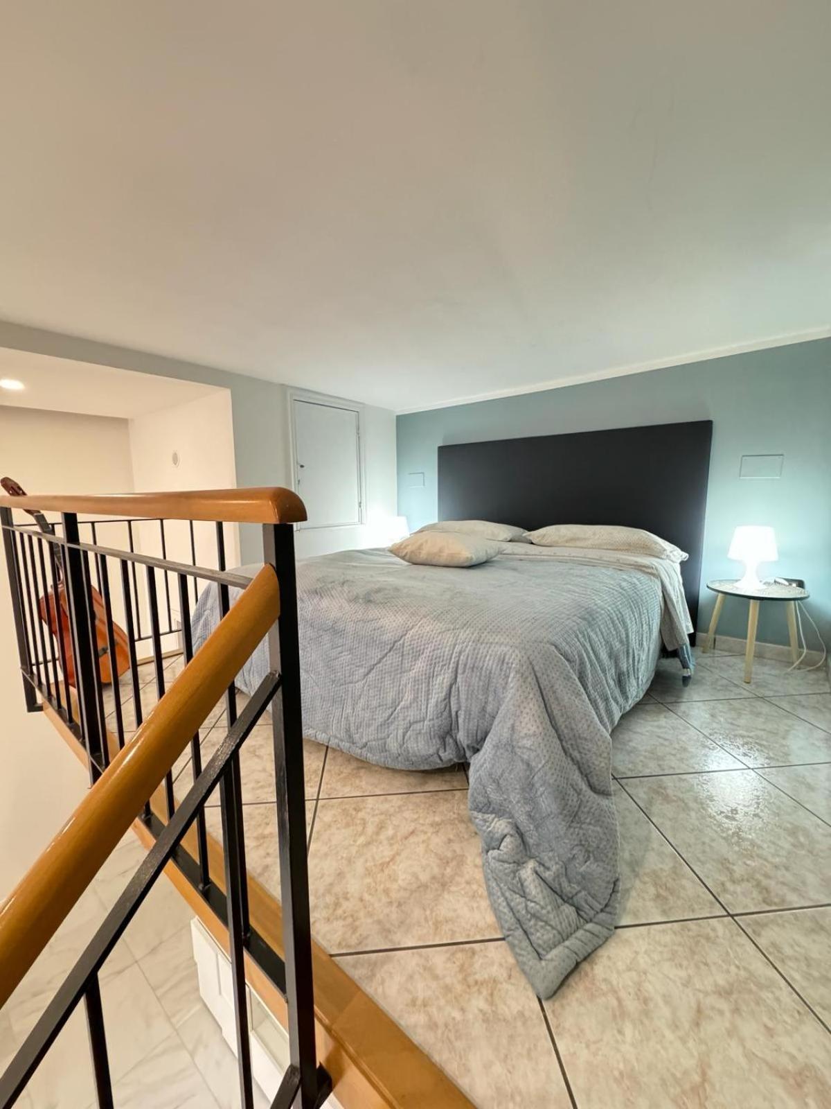 Tommy'S Apartment Pompei Luaran gambar