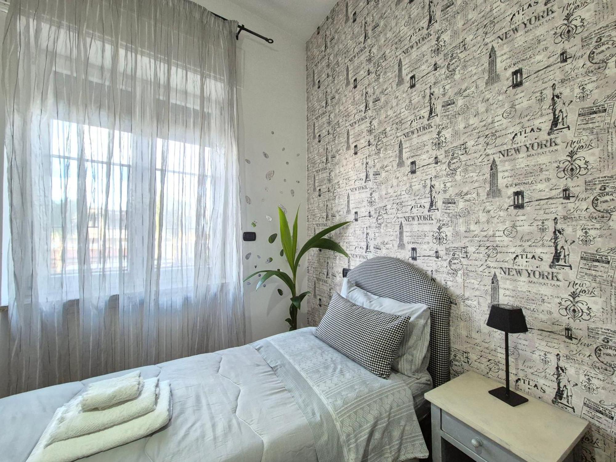 Tommy'S Apartment Pompei Luaran gambar